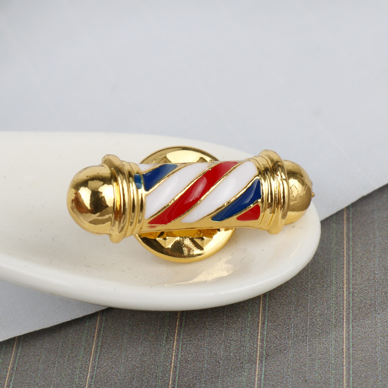 Broche Badge classique pour sa - Model Kit Clipper avis et prix