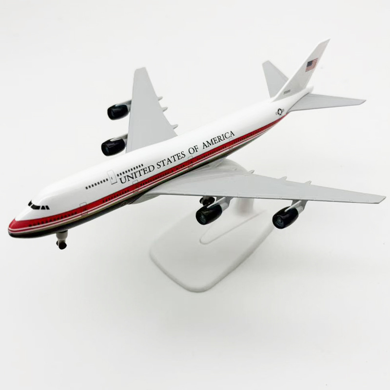 Nouveau modèle d'avion Air For - Model Kit Train avis et prix