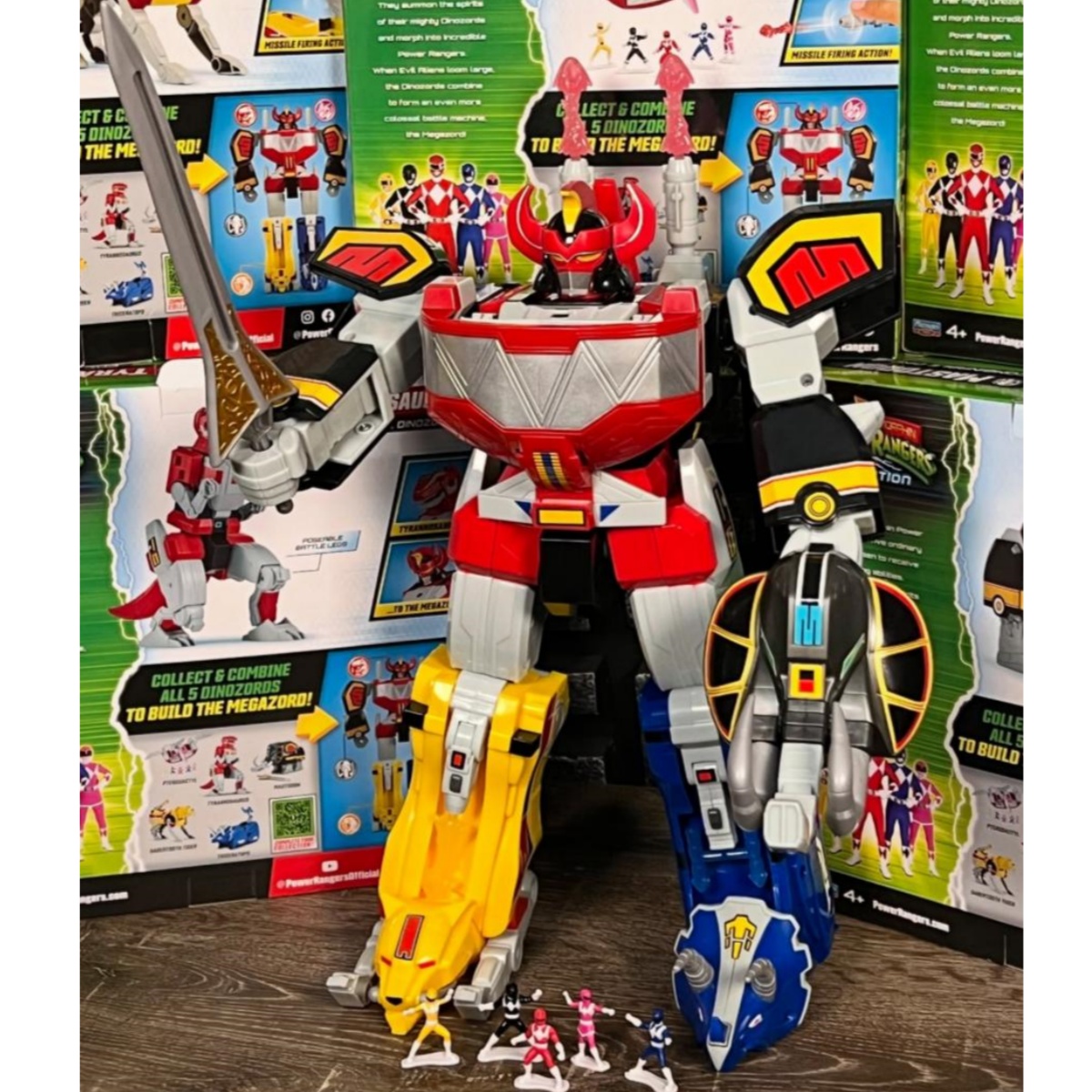 Collection Anime ULTIMATE MEGA - Model Kit Megazord avis et prix
