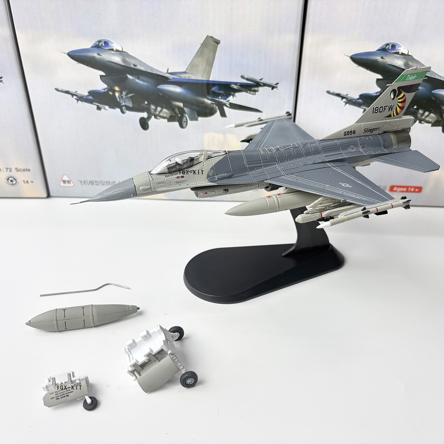 Modèle d'avion militaire F-16C - Model Kit F16 avis et prix