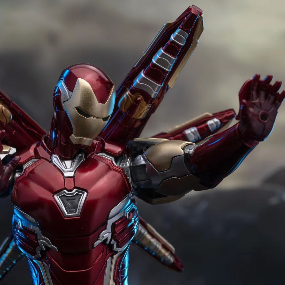 En stock : Figurine Iron Man M - Model Kit Iron Man Mark 50 avis et prix